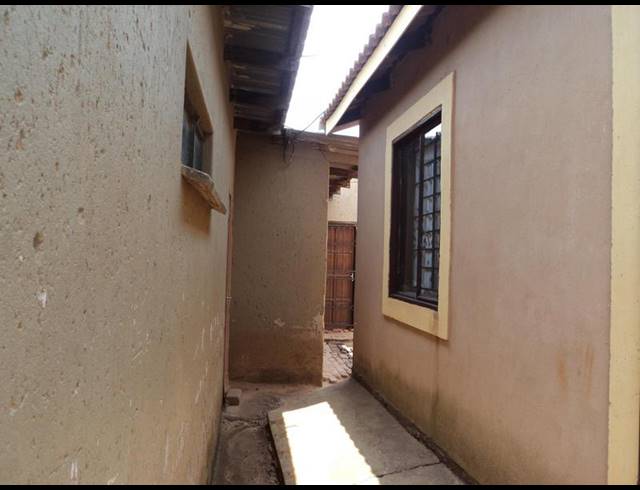 2 BEDROOM HOUSE FOR SALE IN LAWLEY